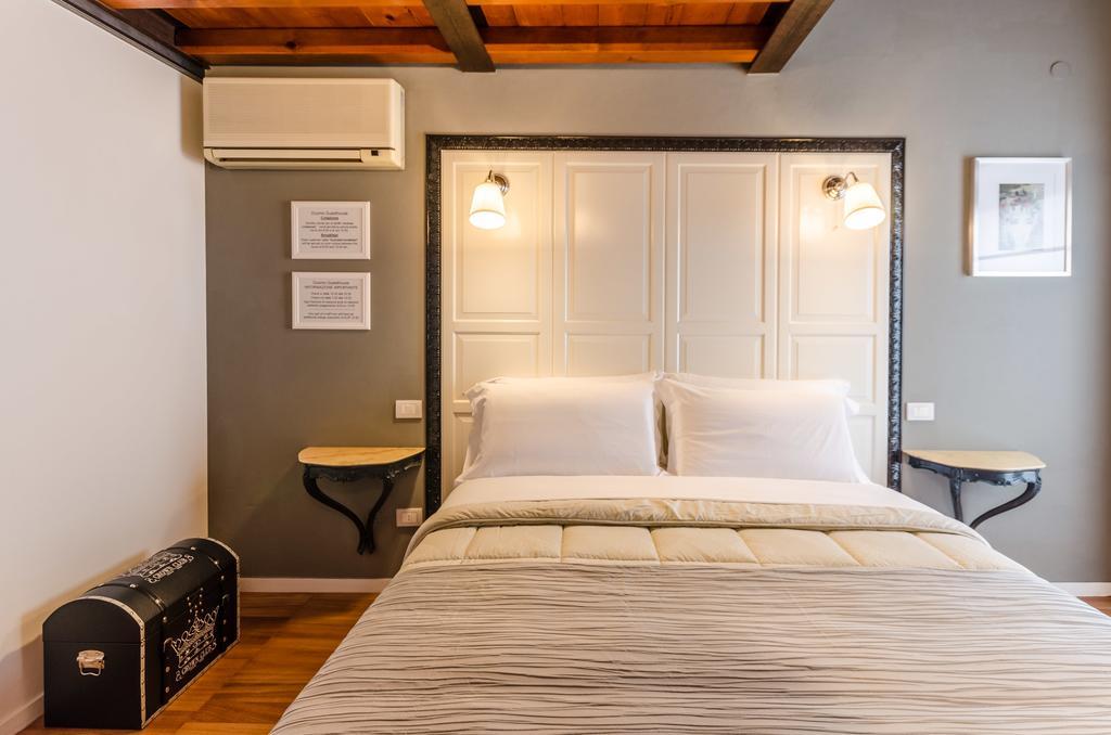 Duomo Guesthouse Piacenza Room photo